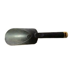 Fiskars Soil Scoop Garden Tool Recycled Plastic Potting Transplanting